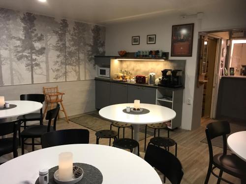 Guesthouse Borealis - image 13
