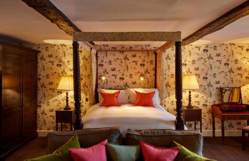 Ockenden Manor Hotel & Spa - image 10