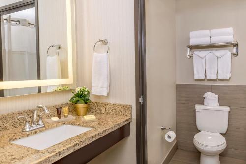 Ayres Suites Yorba Linda/Anaheim Hills in Anaheim, USA