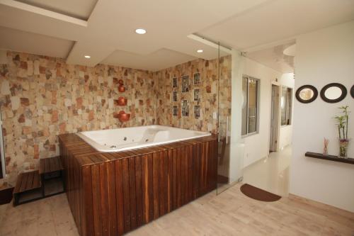 . Hotel Premium EB
