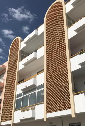  Cubist View Apartment in Olhão