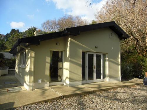 Hotels Near Mizen Vision Cork Triphobo Top Hotel Deals Near Mizen Vision Cork River Cottage