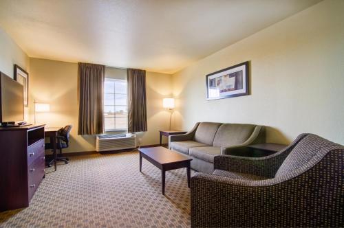 Castle Rock Inn & Suites - Quinter