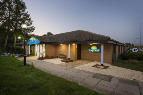 Days Inn Sutton Scotney North - image 7