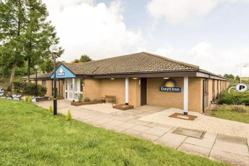 . Days Inn Sutton Scotney North