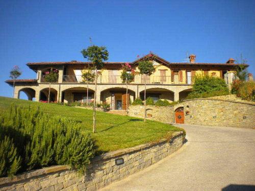  Azienda Agrituristica Alcastlè, Castel Boglione bei San Marzano Oliveto