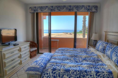 Overwhelming Hotel El Dorado Cabo San Lucas