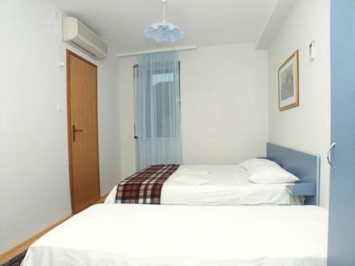 Studio Komiza 2429e, Komiža (foto 9)