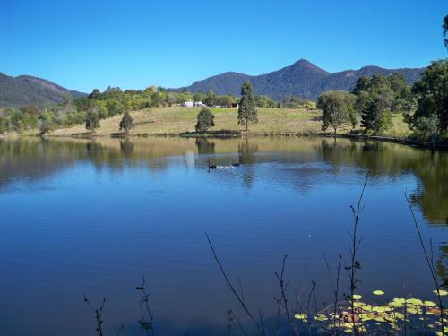 Samford Lakes