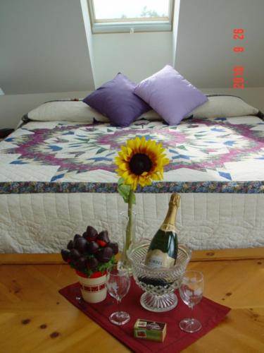 Breathtaking New Premier Lake Champlain Waterfront Escape! thumb 2