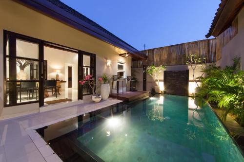 B&B Gili Trawangan - Amalika Private Pool Villa Central to Everything - Bed and Breakfast Gili Trawangan