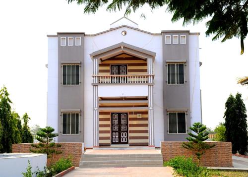 Satyam Villa