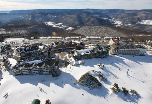 Seneca - Snowshoe - main image
