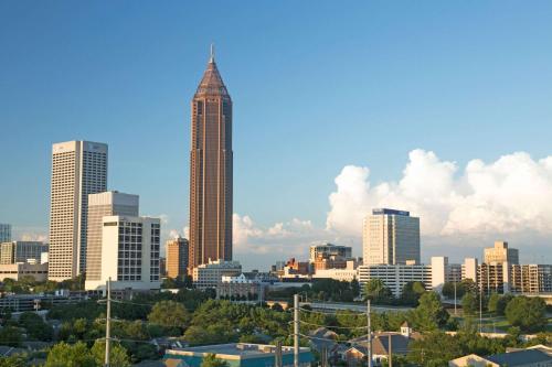 Travelodge by Wyndham Forest Park Atlanta South