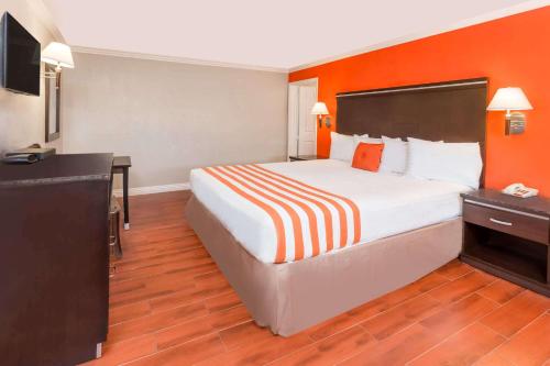 Khách sạn Casa Blanca & Suites Orange