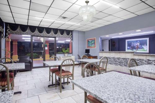 Knights Inn Aiken - image 7