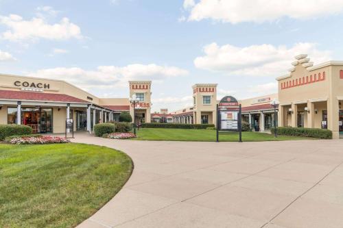 Knights Inn Lebanon in Lebanon, USA