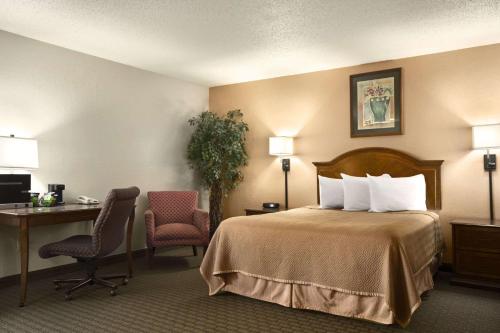 Travelodge by Wyndham Battle Creek - image 5