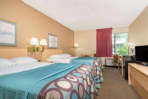 2 double beds