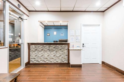 Red Carpet Inn – Lancaster, PA