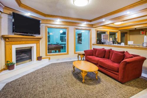 Super 8 by Wyndham Remington in Remington, USA