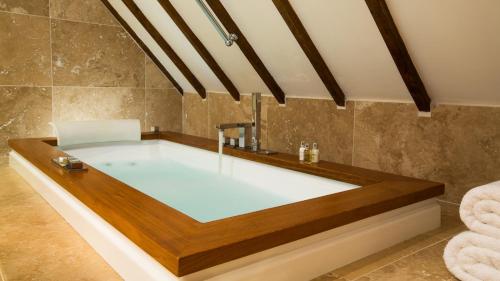 Priory Wareham in Wareham