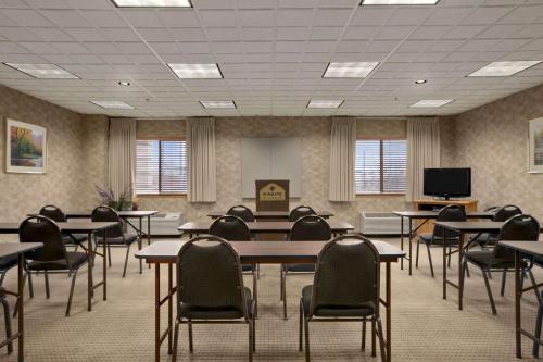 บริการและสิ่งอำนวยความสะดวก, วินเกต บาย วินด์แฮม ปวยโบล (Wingate by Wyndham Pueblo) in พูโบล (CO)