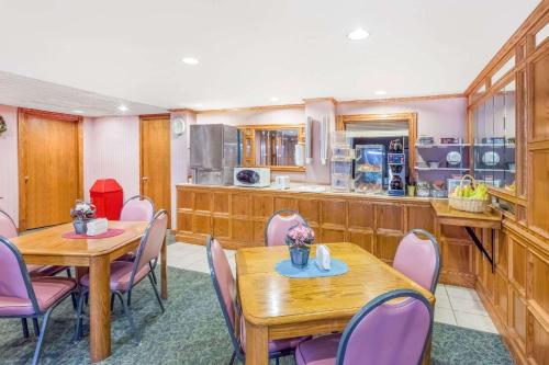 Knights Inn & Suites South Sioux City