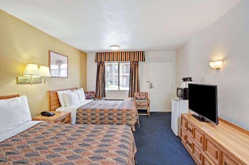 Travelodge by Wyndham Banning Casino and Outlet Mall - image 7
