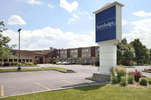 . Travelodge by Wyndham Ottawa East