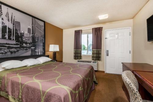 Super 8 by Wyndham Indianapolis/NE/Castleton Area in Indianapolis, USA