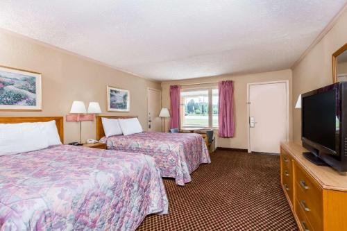 Travelodge by Wyndham Ridgeway Martinsville Area