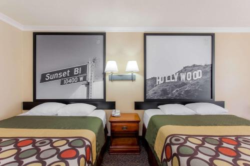 Super 8 by Wyndham Los Angeles Downtown, Лос-Анджелес (фото 11)