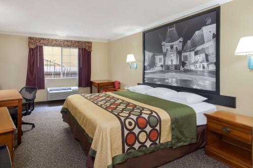 Super 8 by Wyndham Los Angeles Downtown, Лос-Анджелес (фото 9)