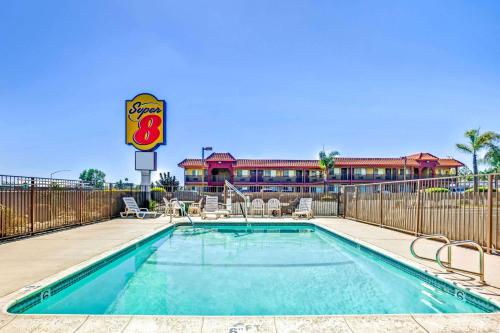 Super 8 by Wyndham Upland Ontario CA