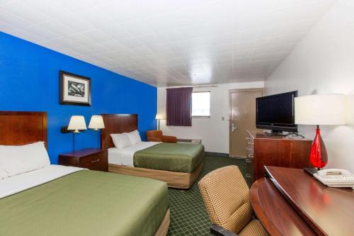 Travelodge by Wyndham Great Bend