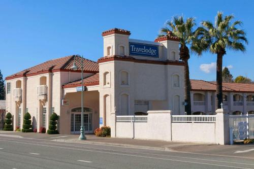 Photo - Travelodge by Wyndham Redding CA