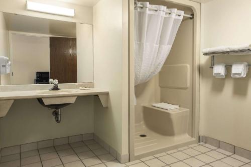 Super 8 by Wyndham North Bay, North Bay (Foto 5)