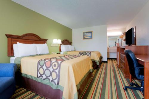 Cornerstone Inn & Suites Troy - image 9