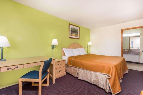 Travelodge by Wyndham Cordele in Cordele, USA