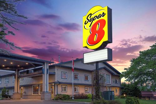 Super 8 by Wyndham Sault Ste Marie On