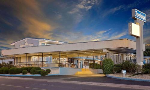 Travelodge by Wyndham Page, View of Lake Powell