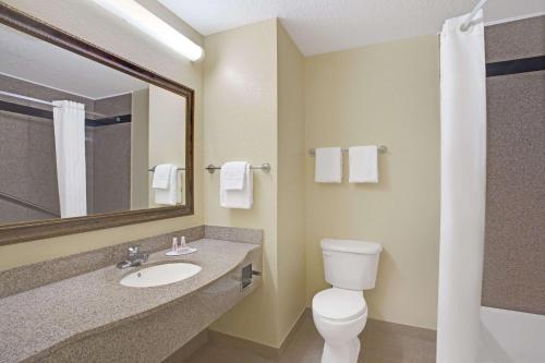 Super 8 by Wyndham Daytona Beach in Daytona Beach, USA
