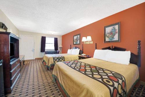 Super 8 by Wyndham Dallas South in Dallas, USA