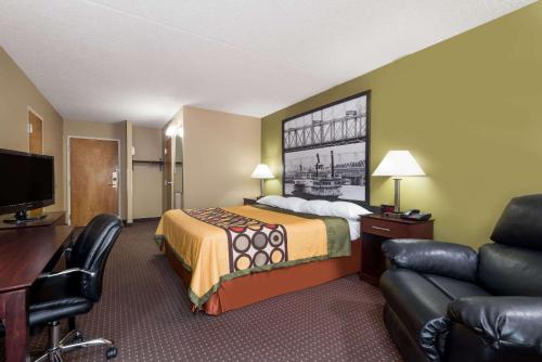 Super 8 by Wyndham Miamisburg Dayton S Area OH in Miamisburg, USA