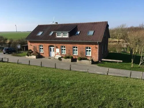 Ferienhaus Hemenswarft direkt an der Nordsee mit Meerblick in Emmelsbüll-Horsbüll, Deutschland