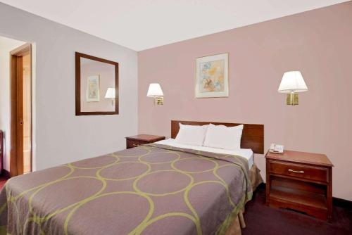 Super 8 by Wyndham Keystone/Mt. Rushmore, Keystone (photo 7)