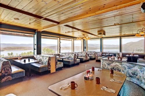 Restaurant, Topaz Lodge in Topaz Lake (NV)
