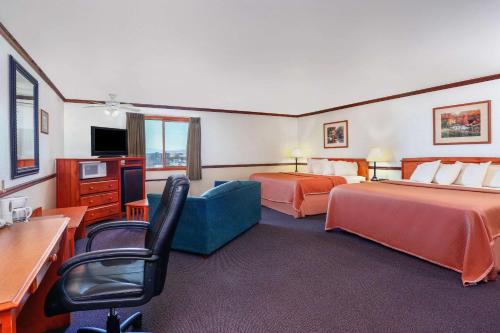 Longhorn Hotel