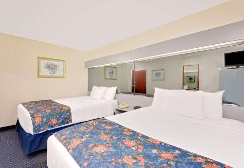 Microtel Inn and Suites Hagerstown